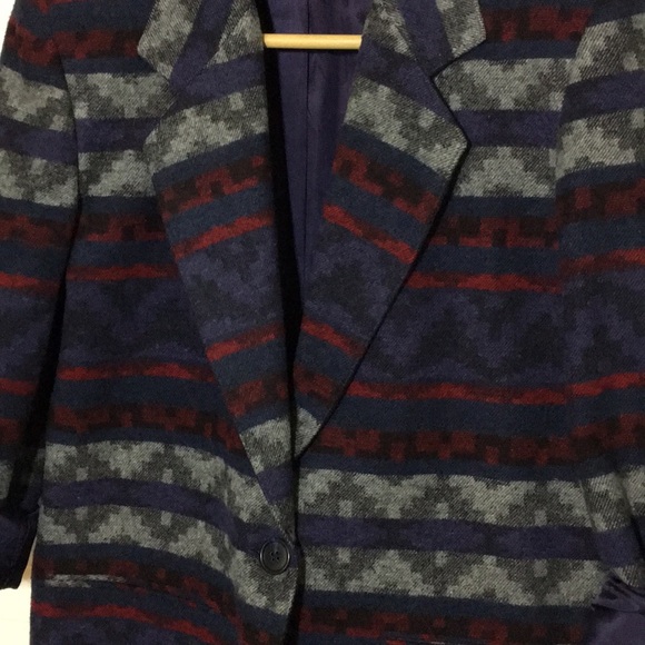 VTG PETITE SOPHISTICATE |Southwest Lined Blazer - Picture 2 of 3